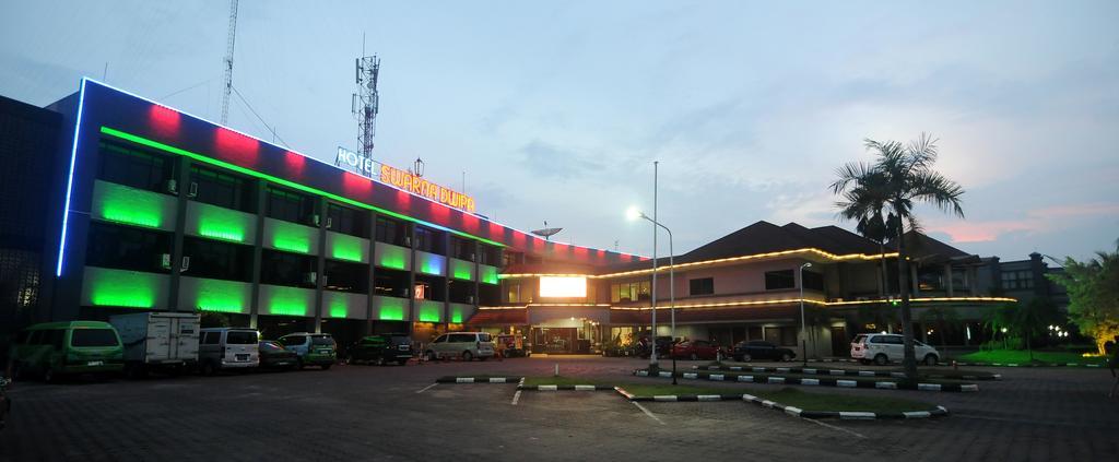 Hotel Swarna Dwipa Palembang Ngoại thất bức ảnh