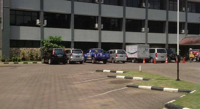 Hotel Swarna Dwipa Palembang Ngoại thất bức ảnh